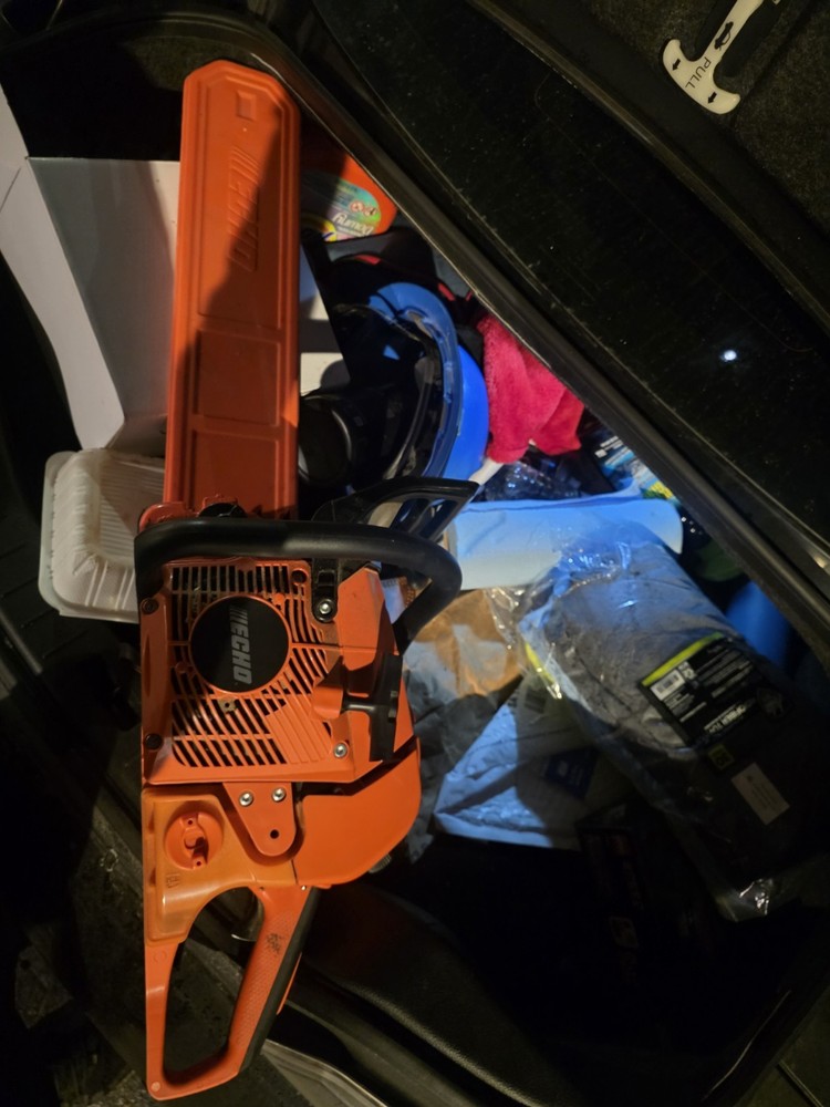 ECHO CS-590 Timber Wolf Gas Chainsaw Orange Chain Brake Blade Guard