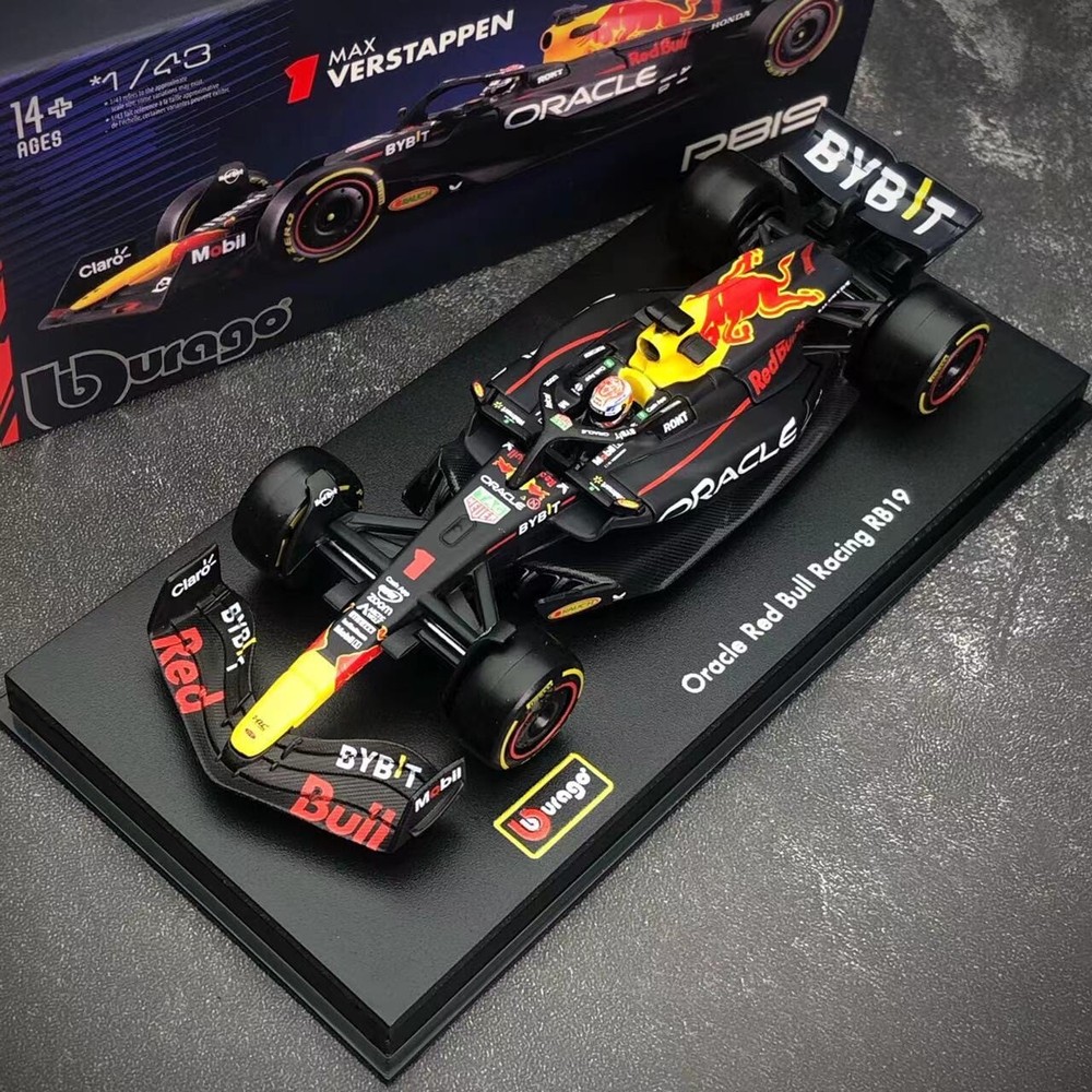 Bburago 1/43 Oracle Red Bull RB19 F1 Model 2023 #1 Max Verstappen W show case