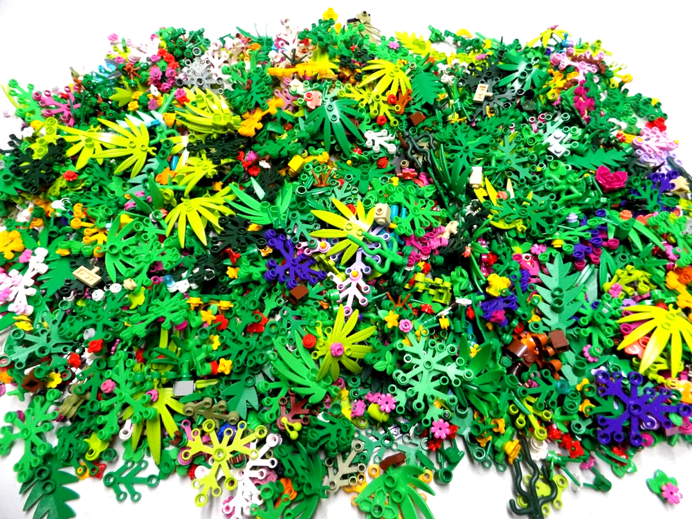 Lego 100 Piece Plant Leaves and Flowers Lot Washed Green Building Blocks