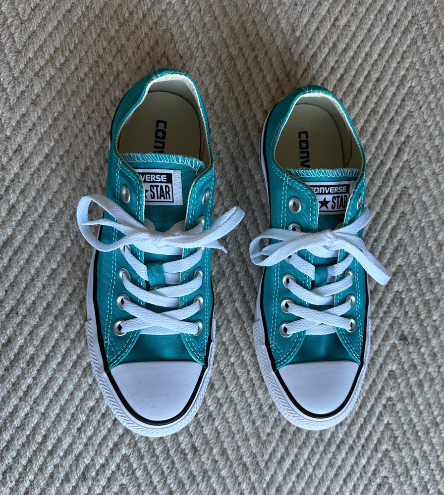 Unisex Converse Chuck Taylor All Star Sneakers