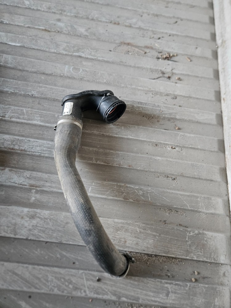 Intercooler Air Inlet Hose for 2012-2016 Chevrolet Cruze 1.4L 13419572 13265269