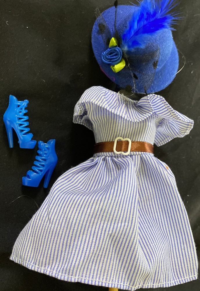 Beautiful Barbies summer over shoulder Striped Blue White dress Fedora Shoes