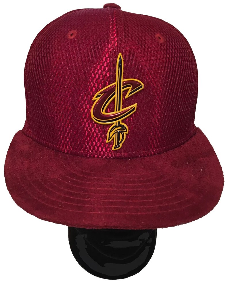 NWT Cleveland Cavaliers Cavs New Era 59Fifty 3M Fitted Hat Cap Size 7 On Court