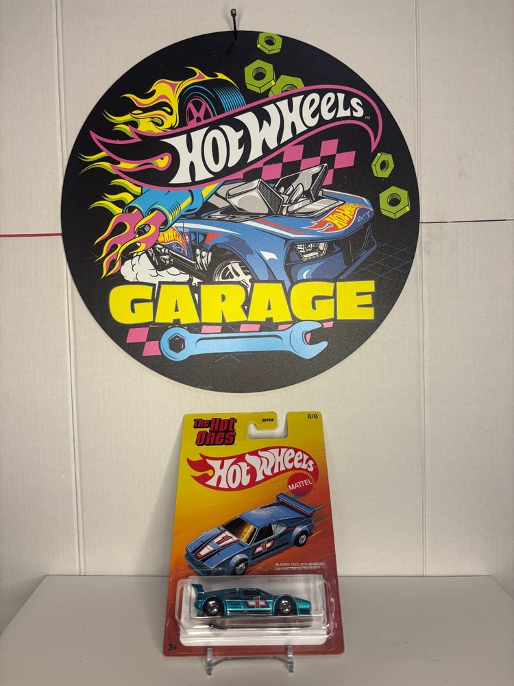 Hot Wheels Target Exclusive The Hot Ones BMW M1 PROCAR #8/8 New 2025