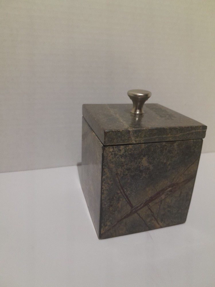 Genuine Marble Trade Winds Trinket Box with Metal Pull 4 Inch India MINT
