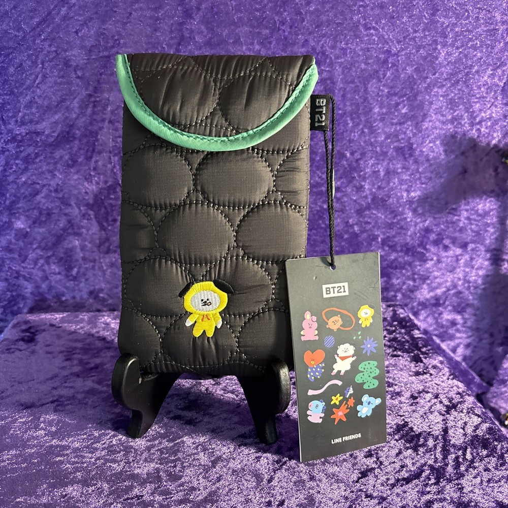 BT21 Chummy Winter Padded Multi Use Pouch