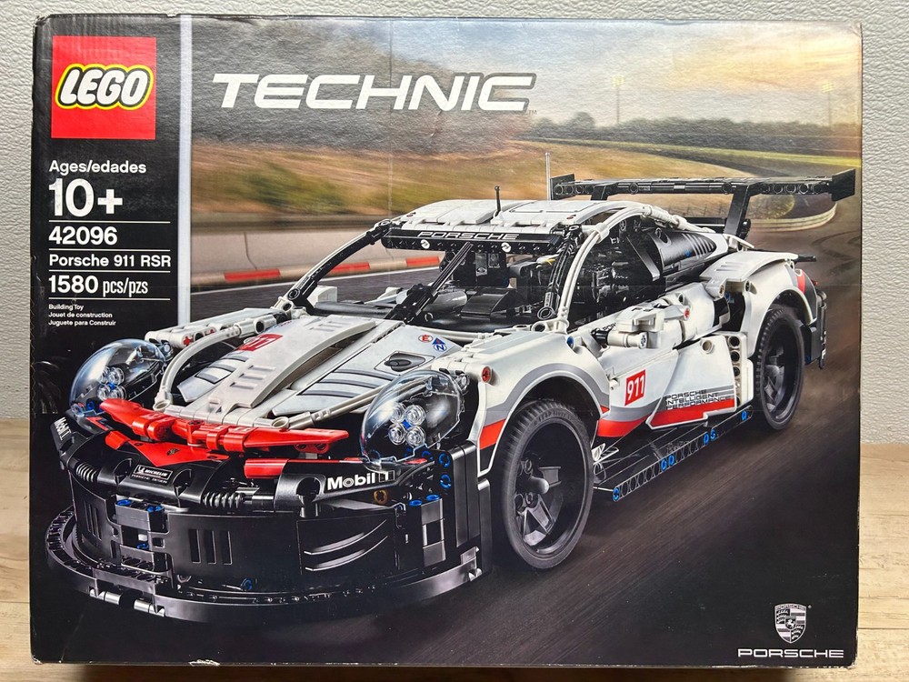 LEGO Technic 42096 Porche Motorsport 911 RSR 1580 Pieces Building Set