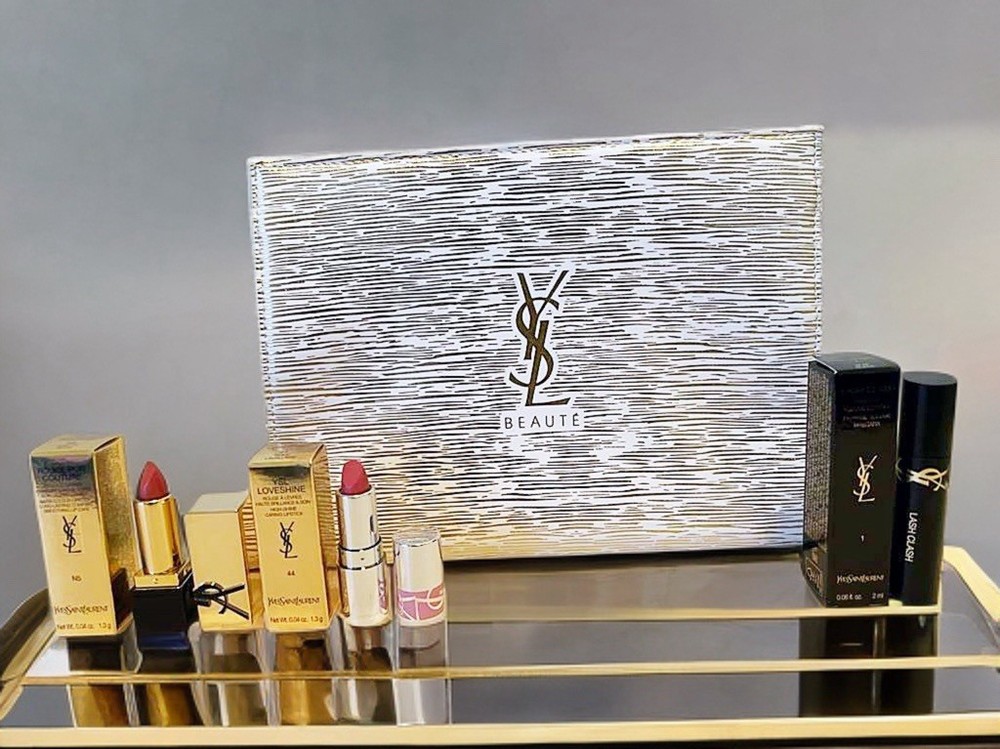 YSL Beauty Mini Gift Set Cosmetic Bag Lipstick Candy Glow Lash Clash Mascara New