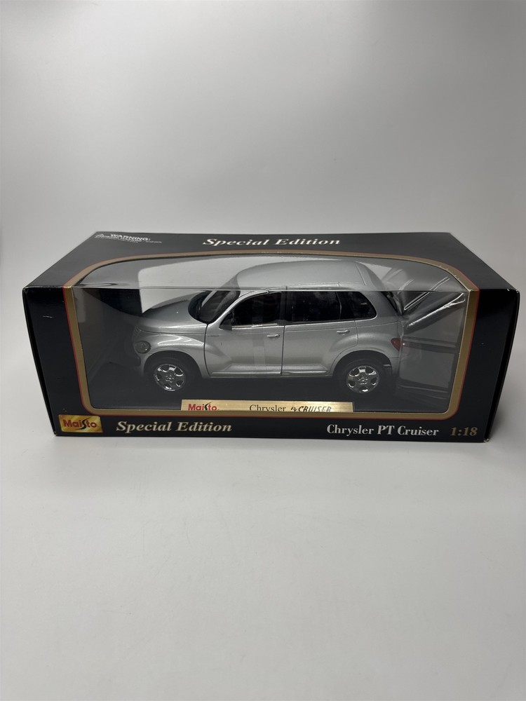 MAISTO 1:18 Special Edition Chrysler PT Cruiser SILVER 31895 Collectible Car