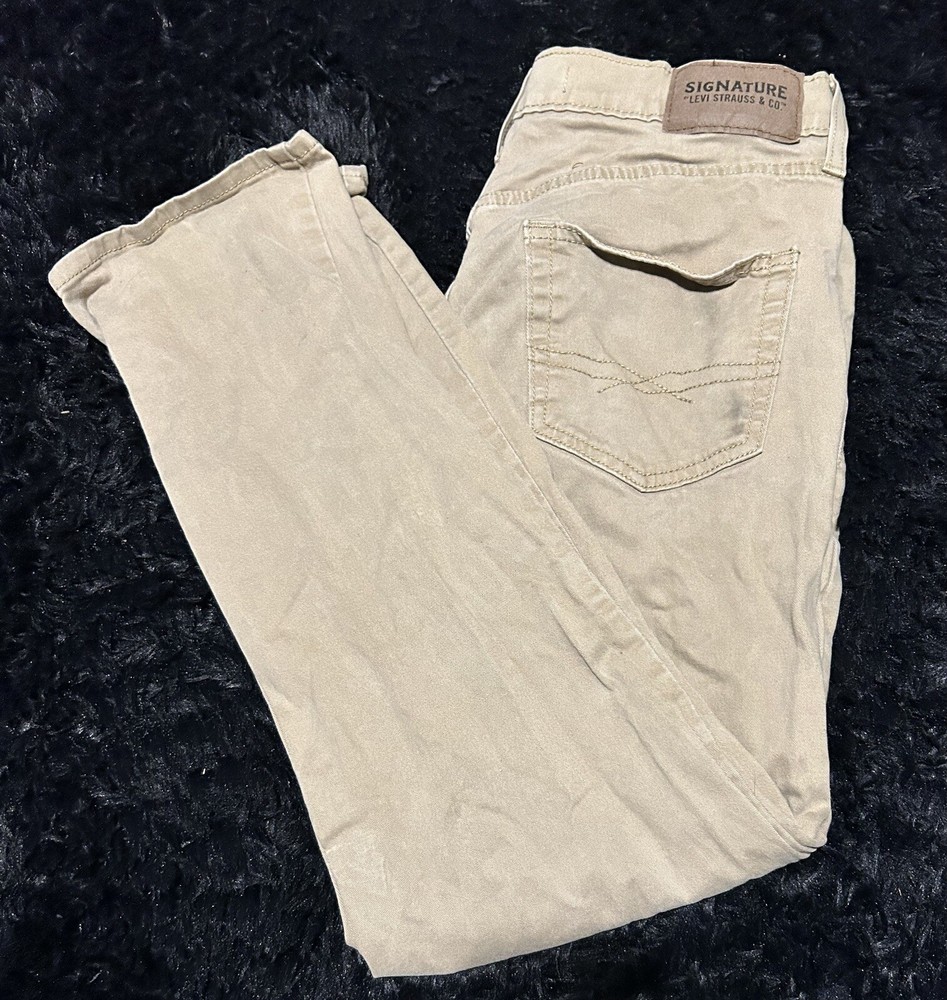 Signature By Levi Strauss Co. Men’s Khaki Athletic Pants (30x30) S67 Style