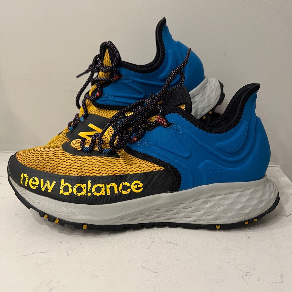 New Balance ROAV Fresh Foam Men's  Size 10 Trail Running Athletic Sneakers