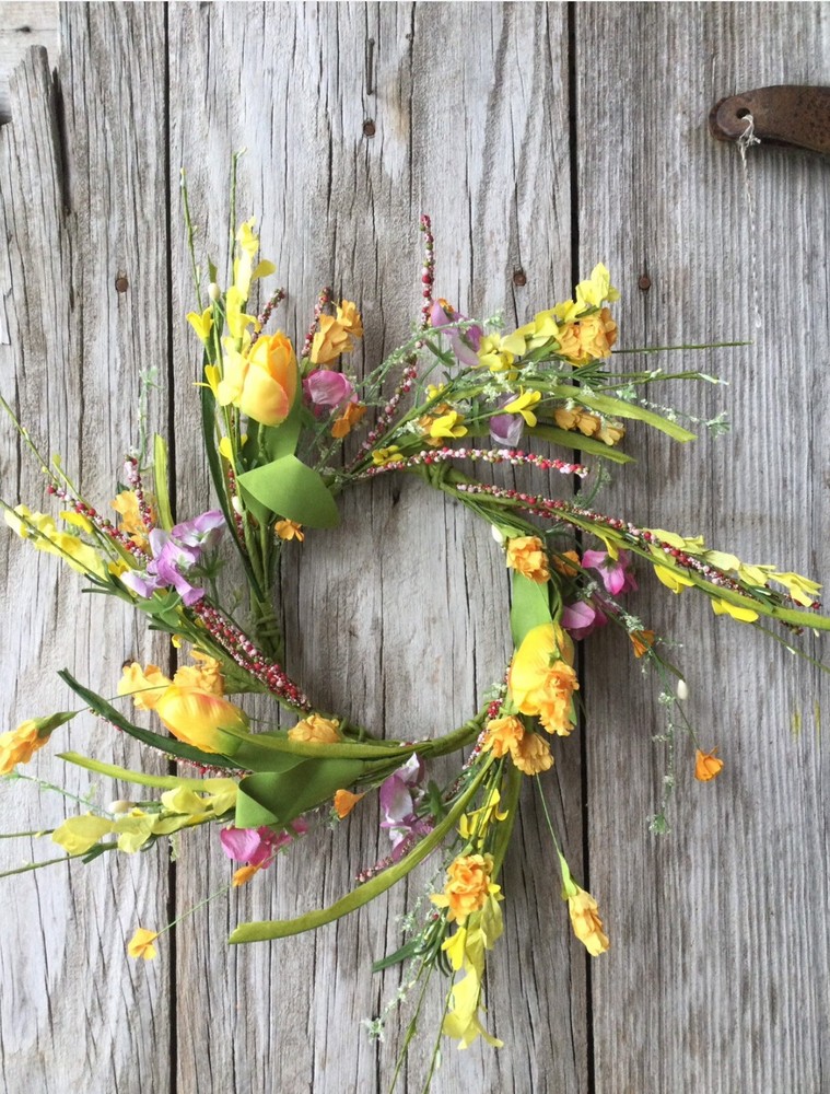 New Spring Garden Candle Ring Floral Wreath 4.25” Center Opening Artificial