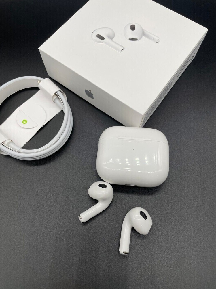 Apple Earphones 3rd Generation Pods with Wireless Charging Case - Full Set