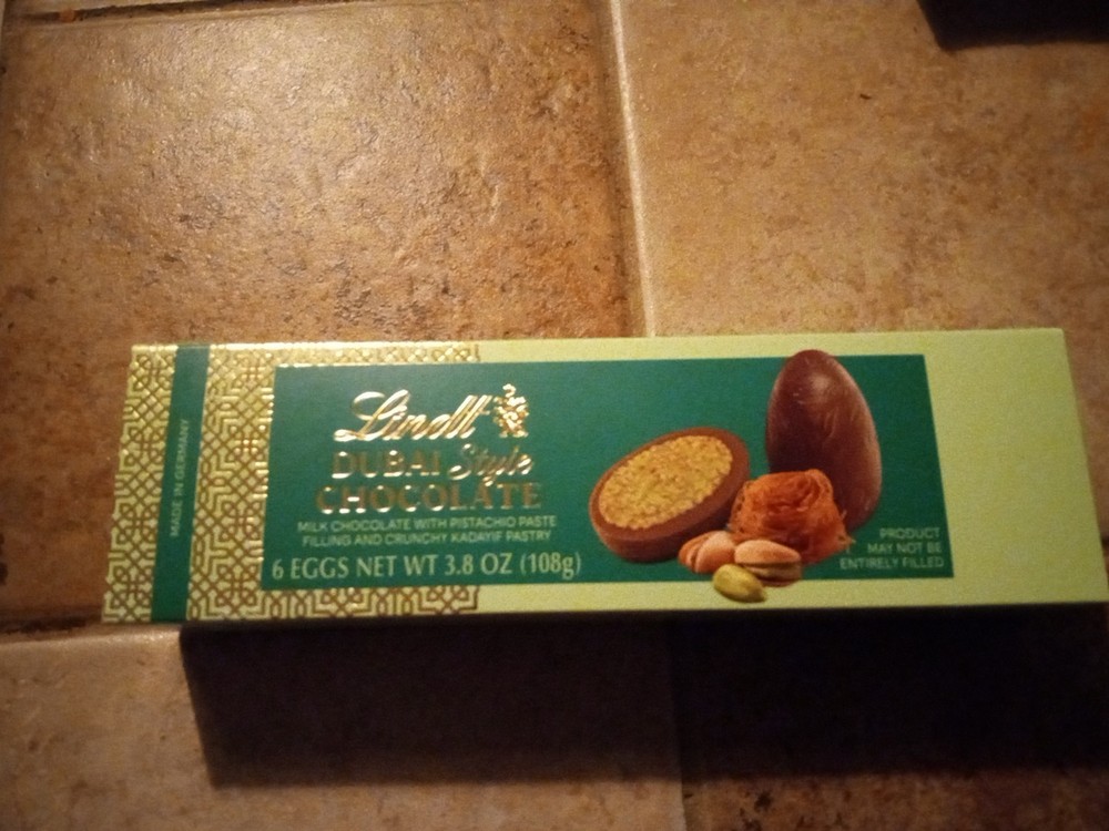 Lindt Dubai Chocolate Eggs  (3.8 Oz , 6 Eggs) Delicious Milk Chocolate Kadayif