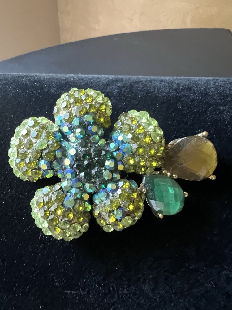 Vintage Green Rhinestone Brooch