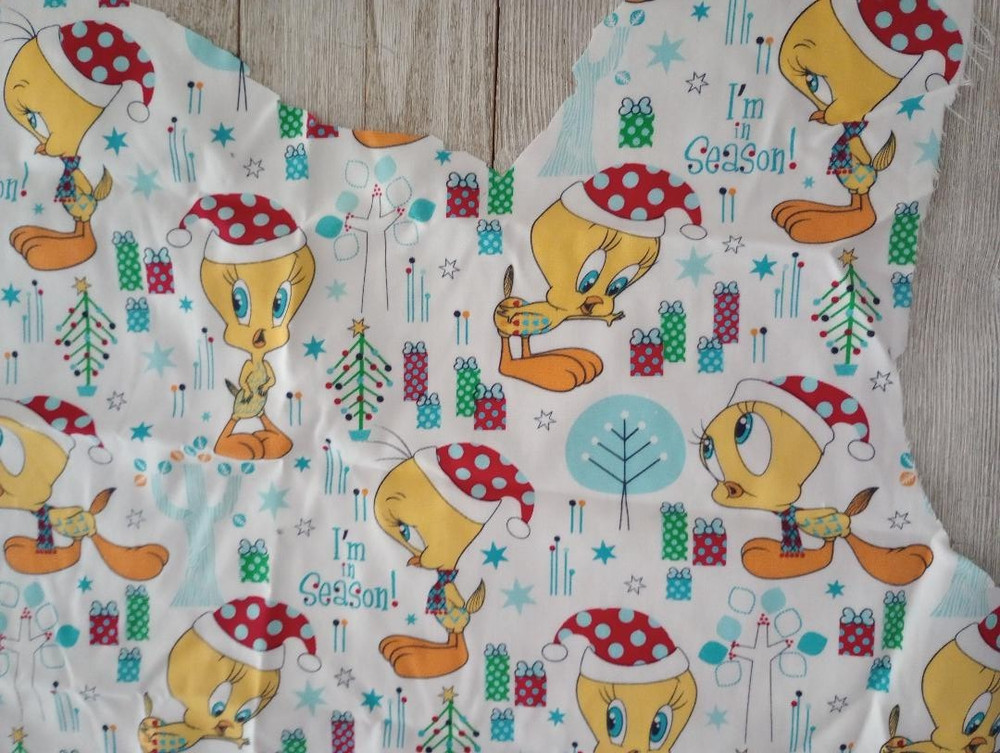 looney tunes tweety fun fabric piece 17 by 11 inch