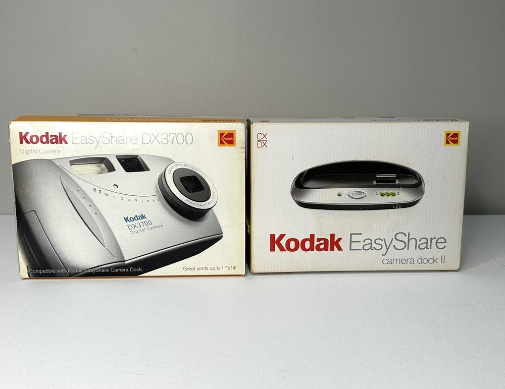 KODAK EASY SHARE DX3700 Digital Camera + Easy Share Camera Dock II In Box
