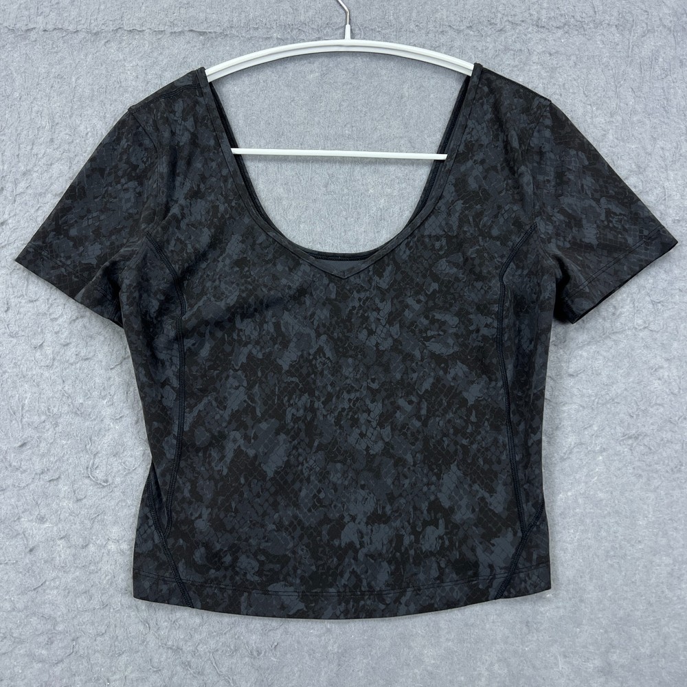 Lululemon Align T-shirt Women's 6 Black Camo Stretch Nulu Slim Crop Top W3FGTS