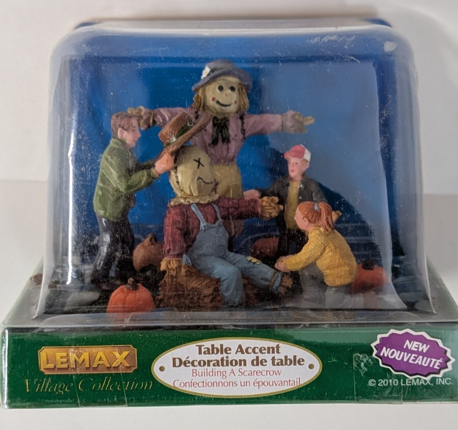 Retired 2010 Lemax Spooky Town Haunted Hayride New in Box