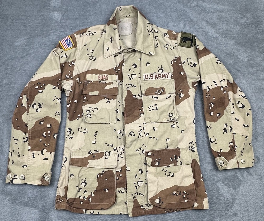 VTG 90s US Military Combat Coat Mens Small Chocolate Chip Desert Camo Button Up