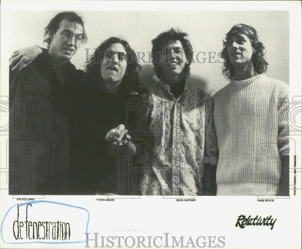 1987 Press Photo Members of the music group 
