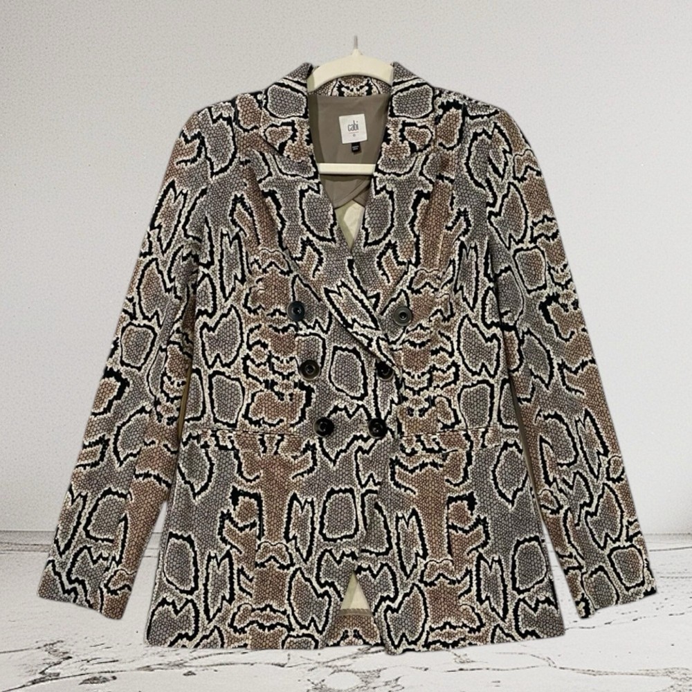Cabi Python Double Breasted Blazer Women’s Size 0 Soft Stretch Ponte Knit $189