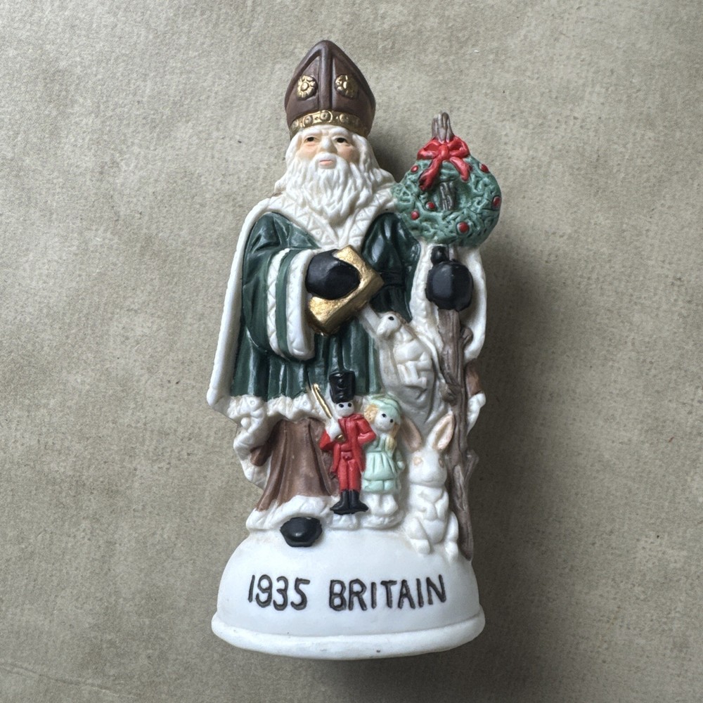 Holiday Time Collectables 1935 Britain Old World Santa Porcelain Figurine 5in