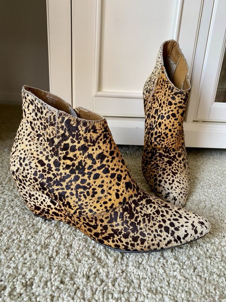 Matisse Nugent Ponyhair Leopard Wedge Ankle Boot In Size 9