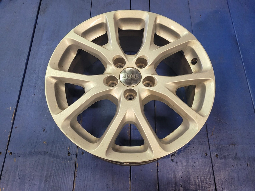 2014-2018 Jeep Cherokee 17 Inch Aluminum Rim