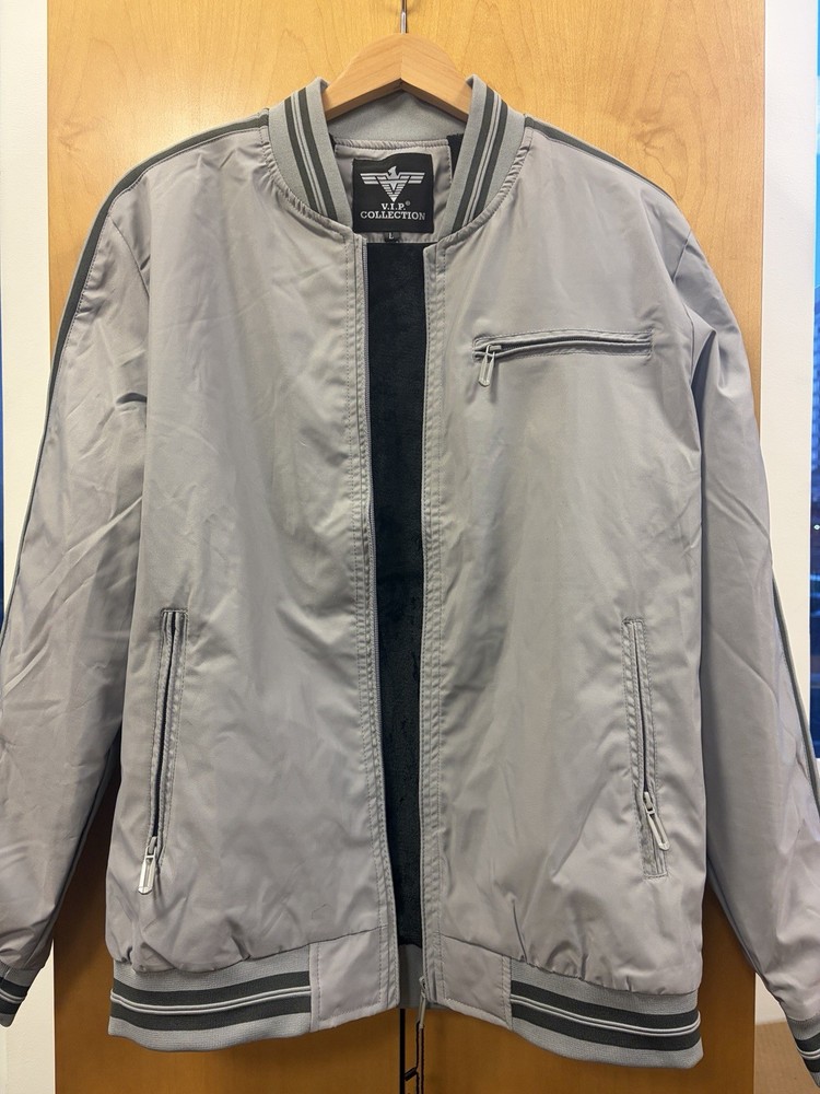 VIP Collection Men’s Gray Bomber Jacket Size Large L Fleece Lined Zip Front NWT