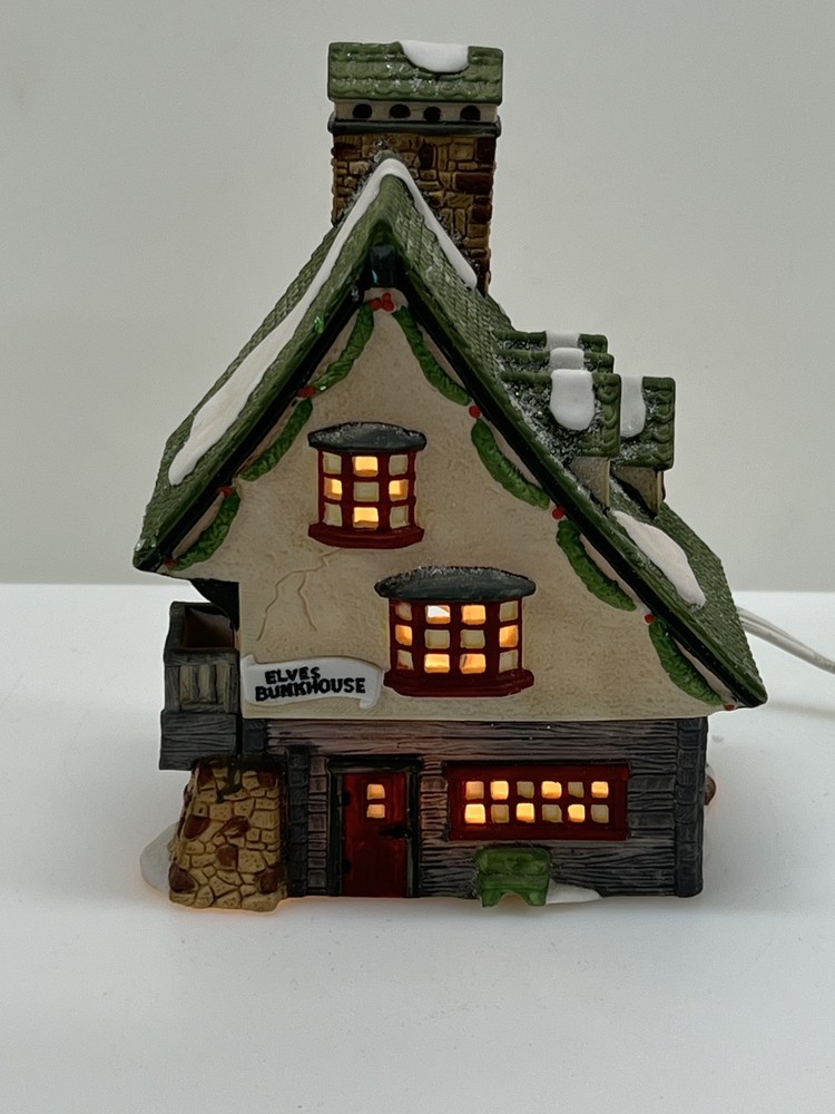 Dept 56 Elf Bunkhouse North Pole Series 5601-4 Holiday Collectible