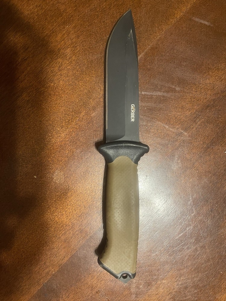 Gerber Fixed Blade Combat Tactical Knife 08720 for Survival and Outdoor Use