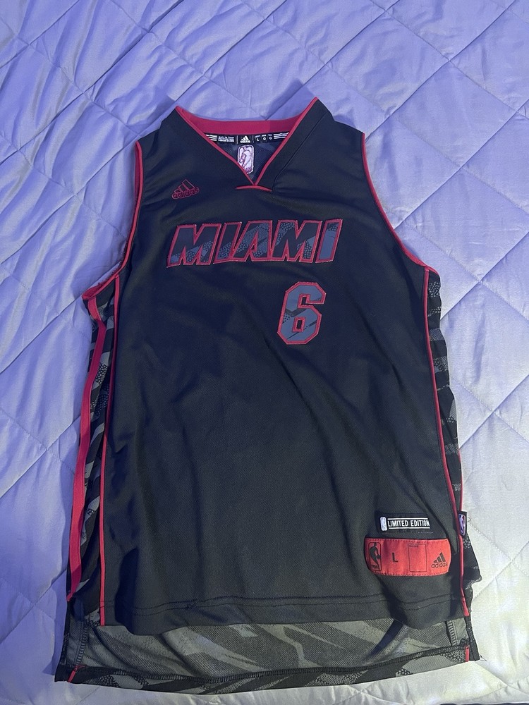 YOUTH Adidas Limited Edition Lebron James Miami Heat Jersey