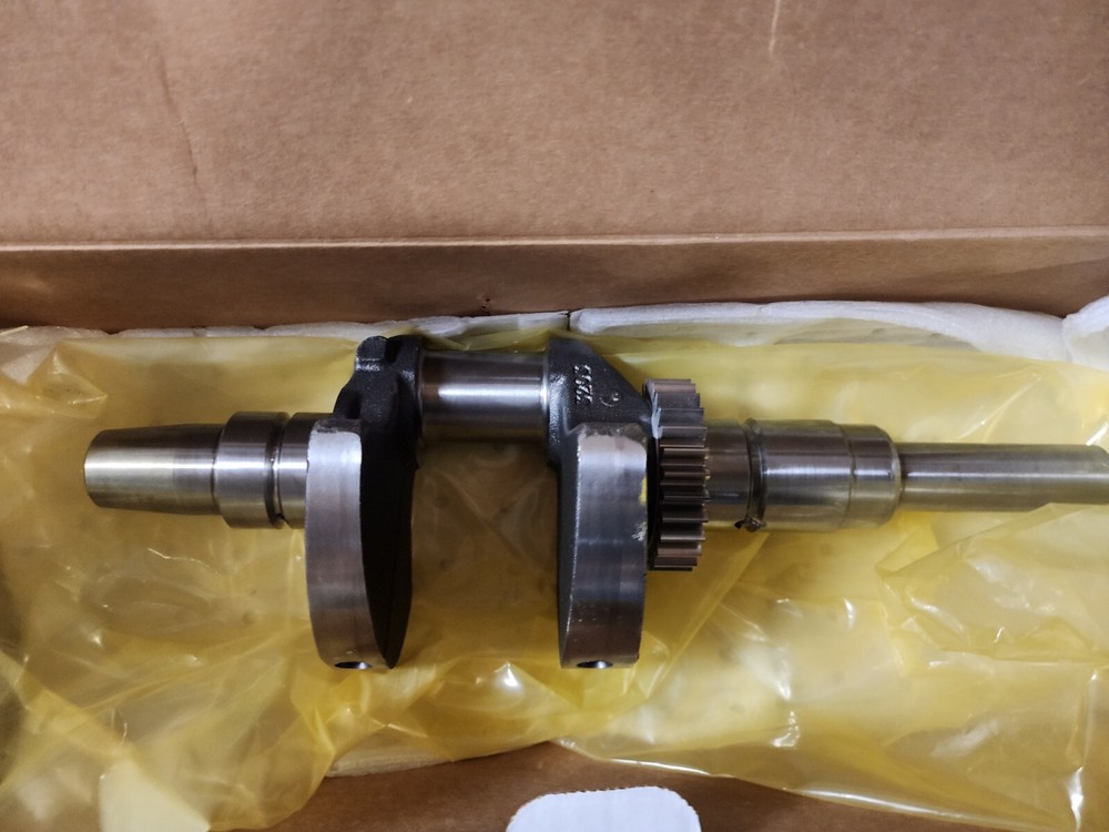 Kohler crankshaft KT715-740 new 32-014-335-s 1
