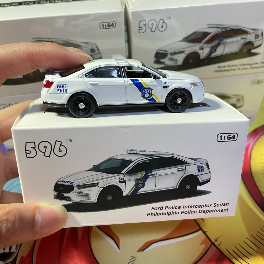 1:64 596 Taurus Philadelphia Police PPD Interceptor Model Diecast Metal Car