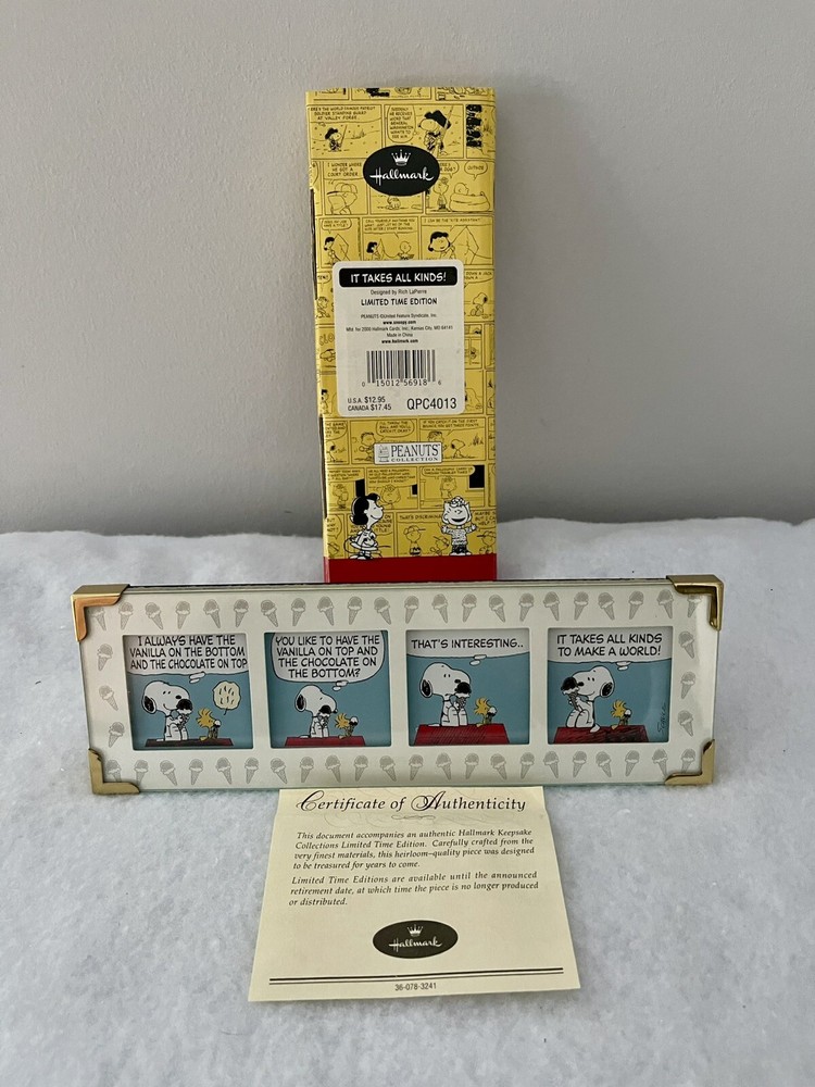 Hallmark BRAND NEW, “It Takes All Kinds!”  w/ Snoopy & Woodstock, comic display.