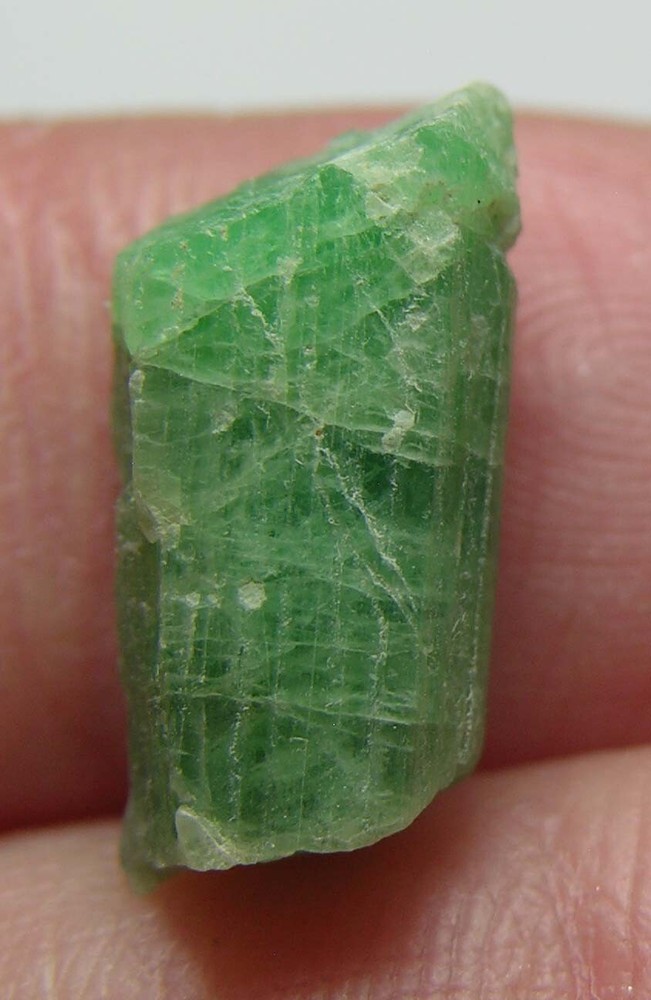 7.40ct Natural Ha Giang Vietnam Emerald Crystal Specimen 1.45g 15mm