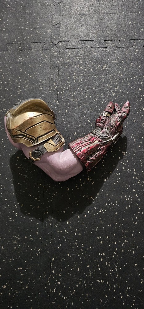 Iron Studios Endgame Thanos 1/4 Nano Gauntlet Snapping Arm