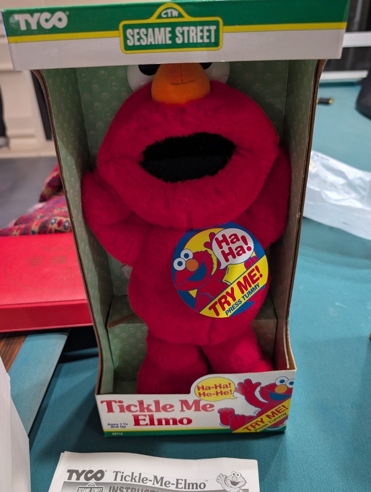 Vintage 1996 Tyco Tickle Me Elmo Sesame Street Plush Toy New in Box