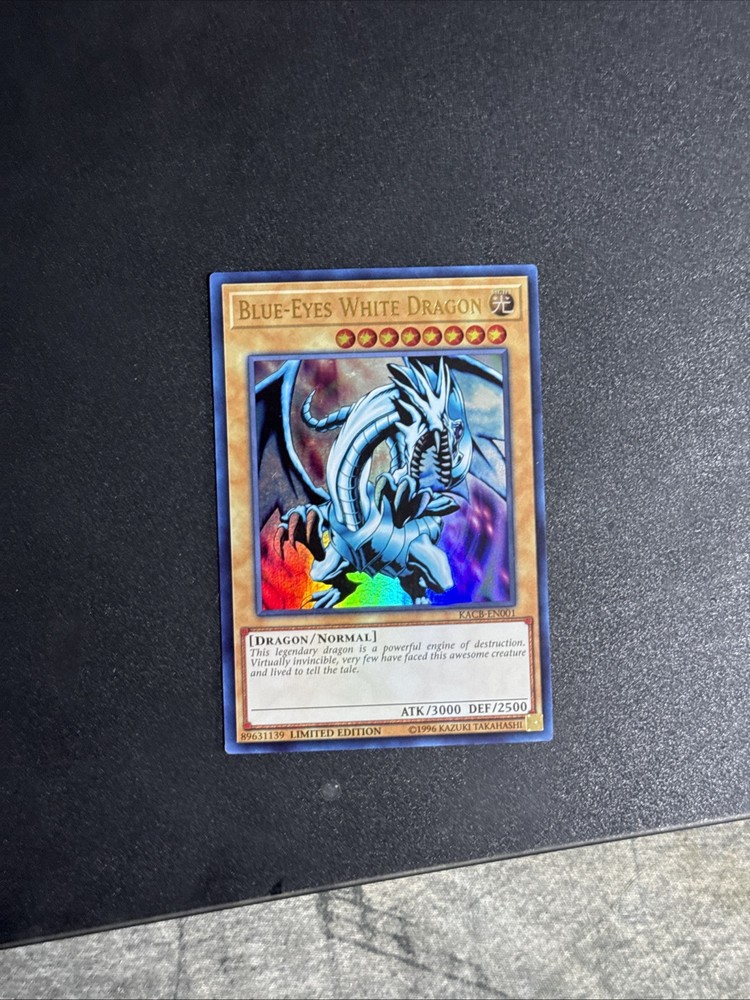 Yu-Gi-Oh Blue Eyes White Dragon Holo Bleed Rare Collectible Card