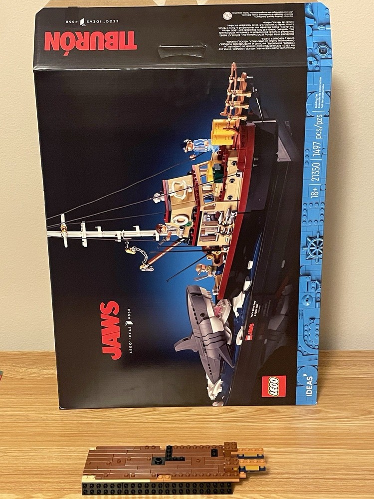 LEGO Ideas : JAWS (21350) Open Box No Mini figures
