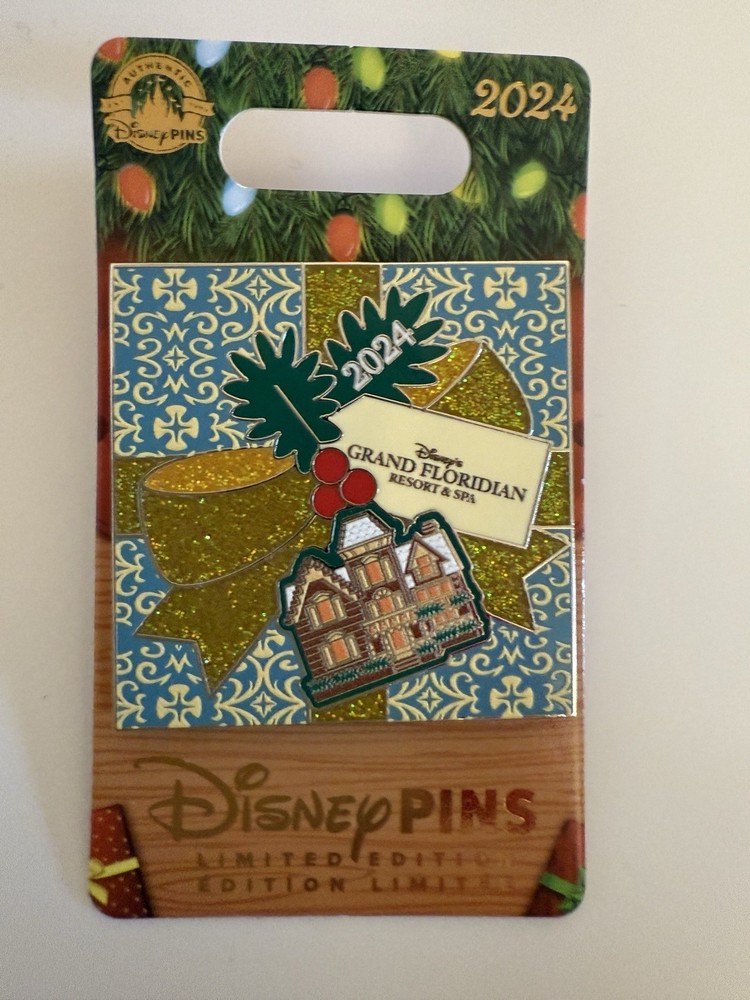 2024 Disney Grand Floridian Holiday LE 3500 Mary Poppins Penguins Pin