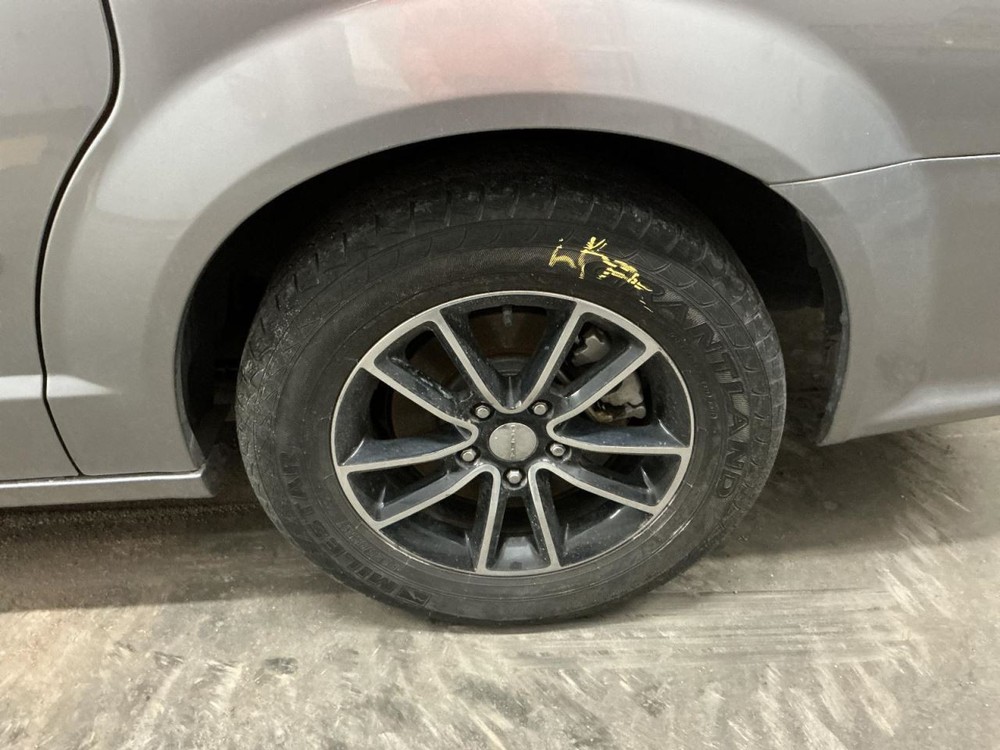 Wheel 17x6-1/2 Aluminum 10 Spoke Individual Spokes Fits 14-20 CARAVAN 4778207