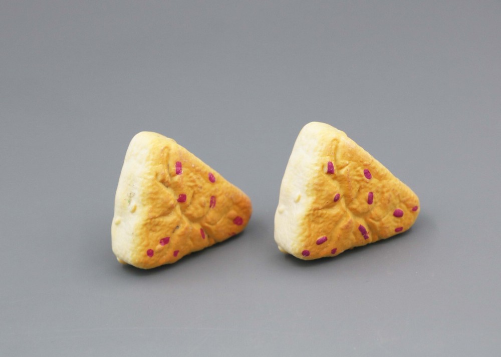 American Girl 2pcs Berry Scone for 18'' doll city market set