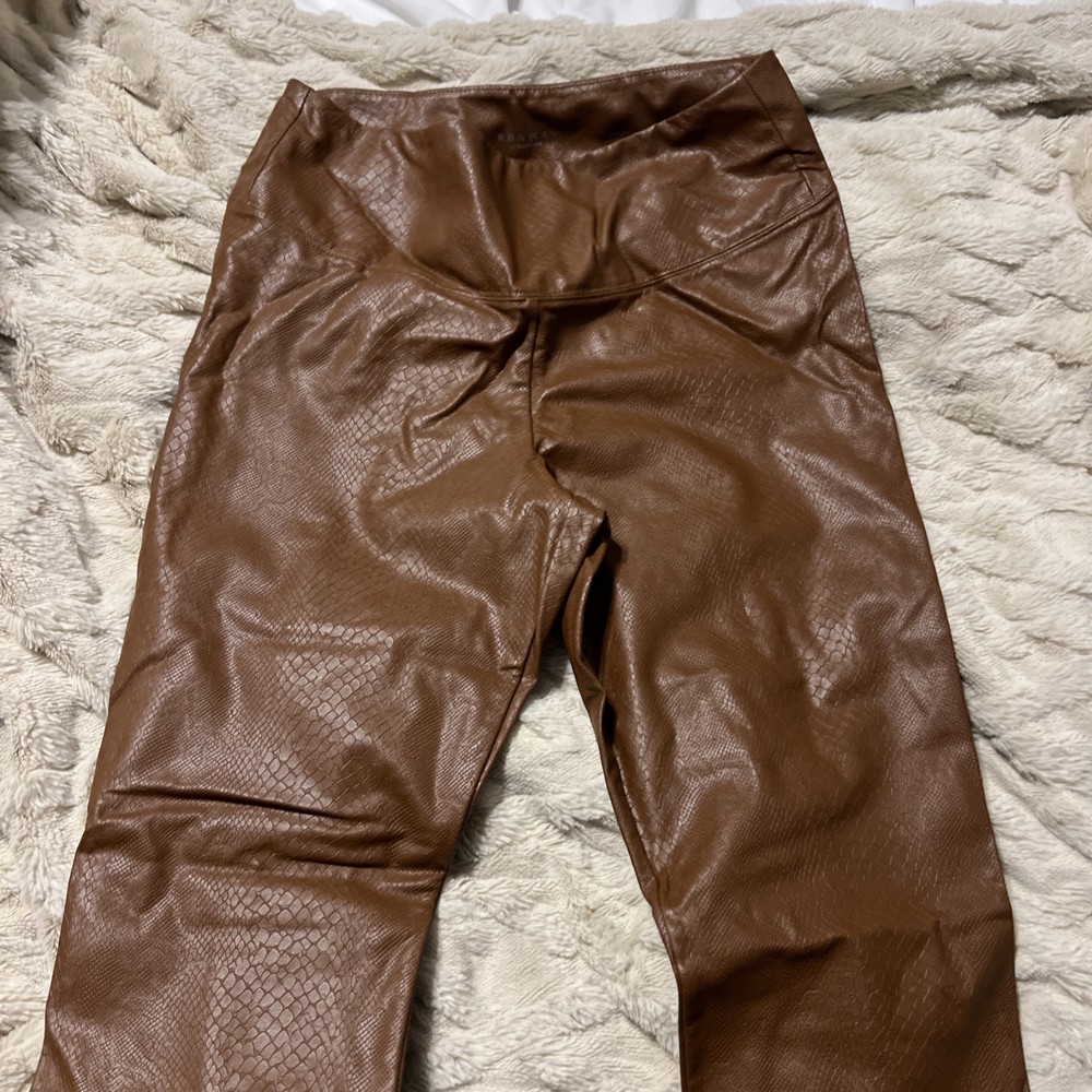 Black And White Market Leggings