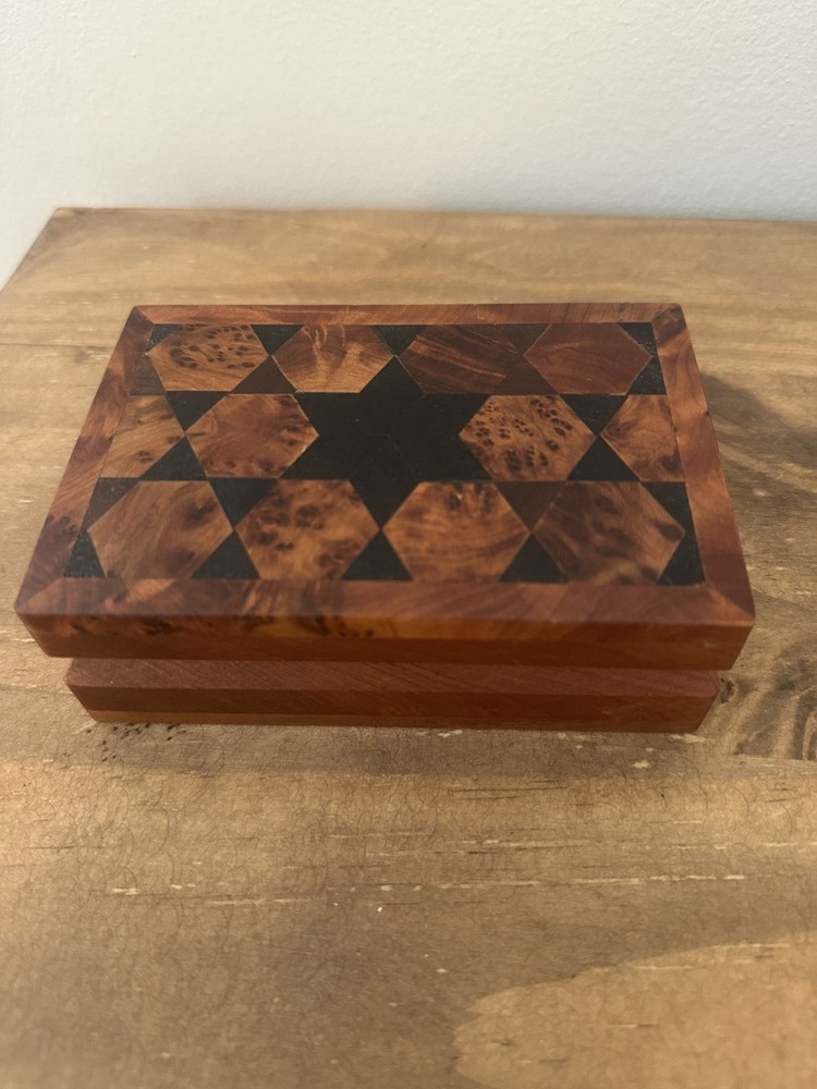 Handmade Geometric Thuya Wood Hinged Trinket Box 5L 1.5T