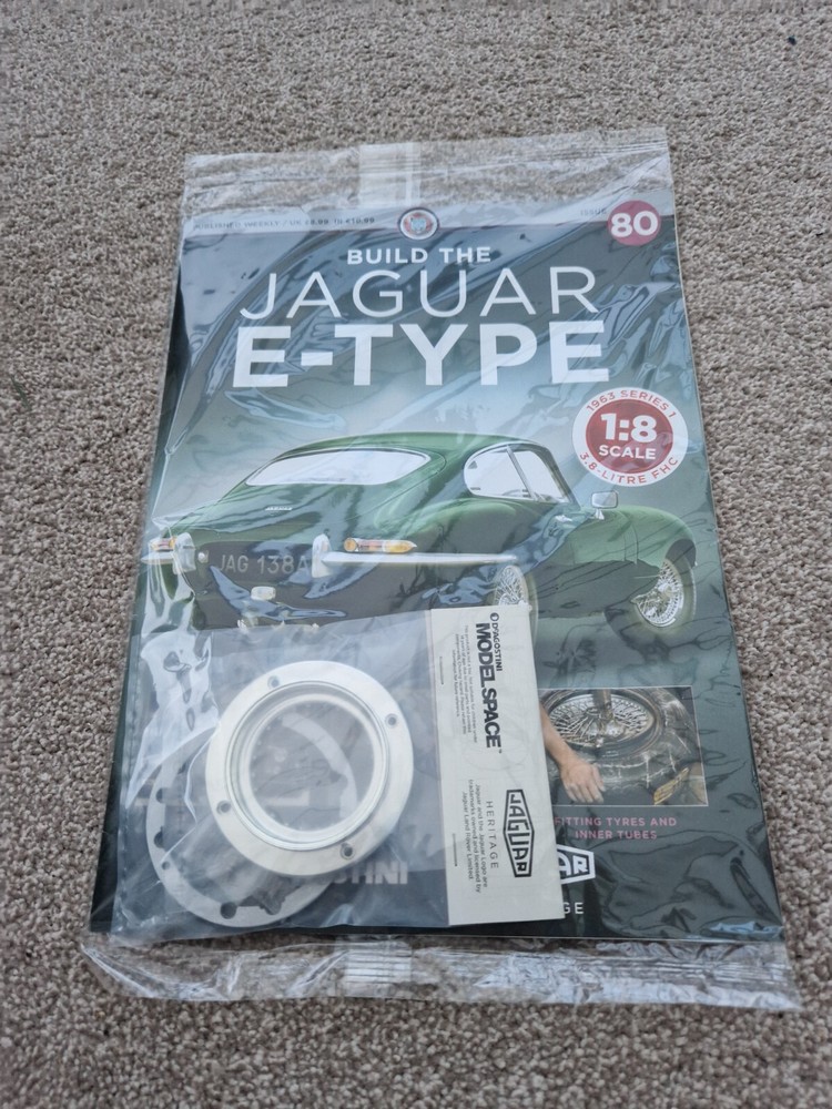 1/8 DEAGOSTINI BUILD YOUR OWN THE JAGUAR E-TYPE CAR ISSUE 80 INC PART