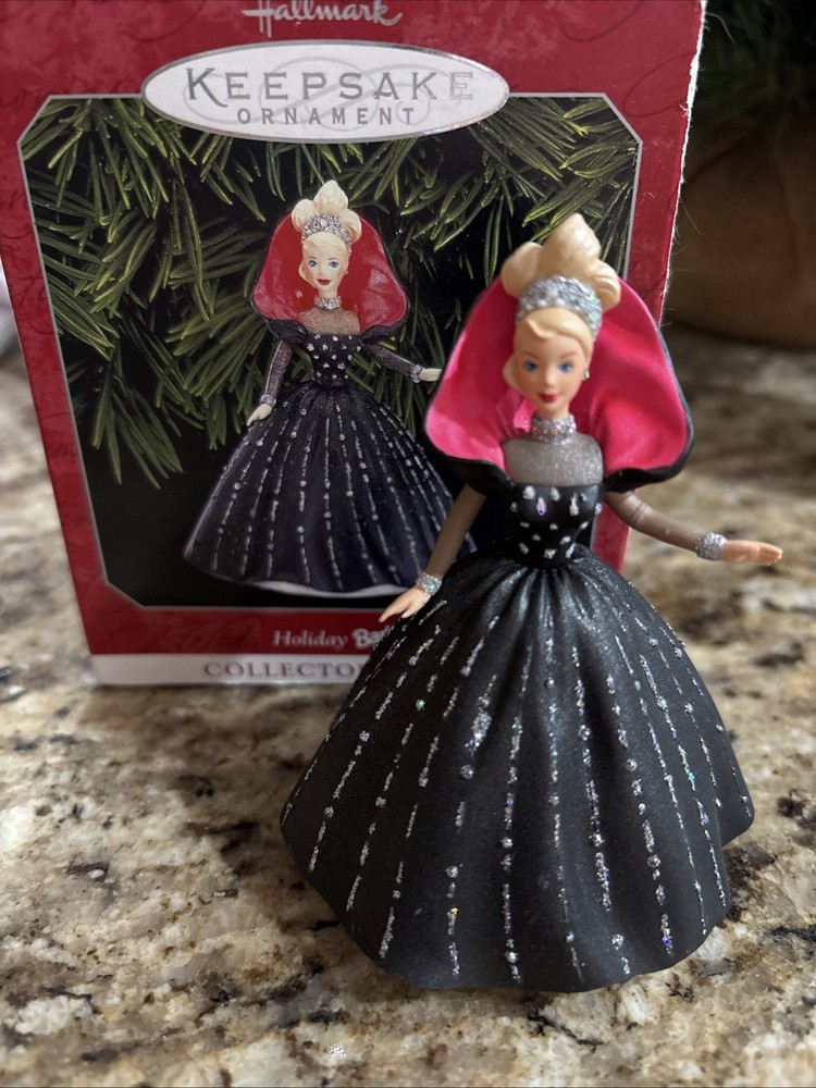 HALLMARK KEEPSAKE 1998 HOLIDAY BARBIE CHRISTMAS ORNAMENT In Box