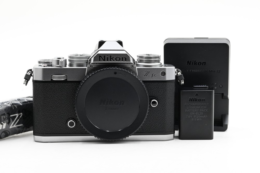 Nikon Z fc Mirrorless Digital Camera 20.9MP Body Zfc #706
