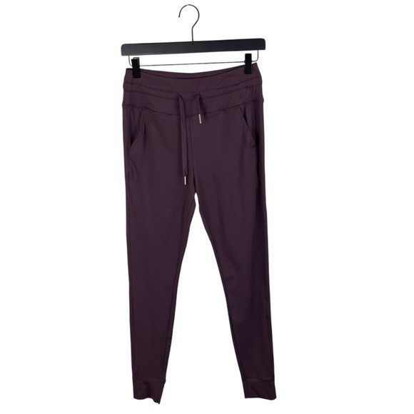 Halara Softlyzero High Waisted Joggers in Dark Purple Size Small